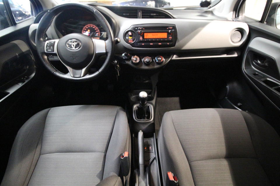 Toyota Yaris 1,0 VVT-i T1 5d