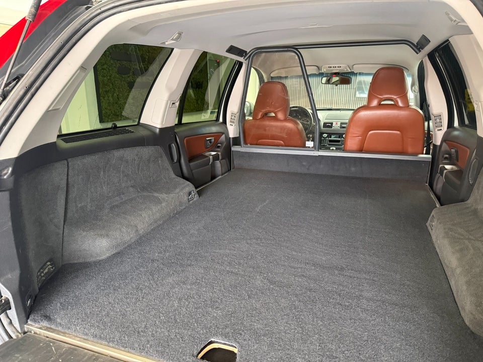 Volvo XC90 2,4 D5 185 Summum aut. AWD Van 5d