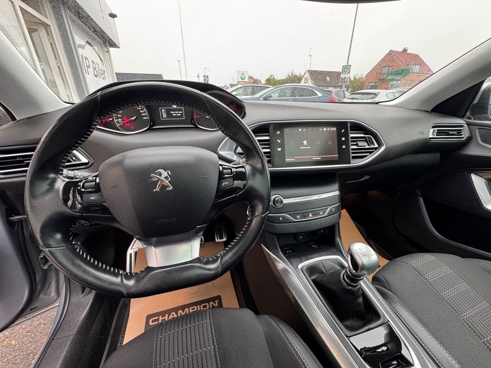 Peugeot 308 1,6 BlueHDi 120 Edition+ 5d