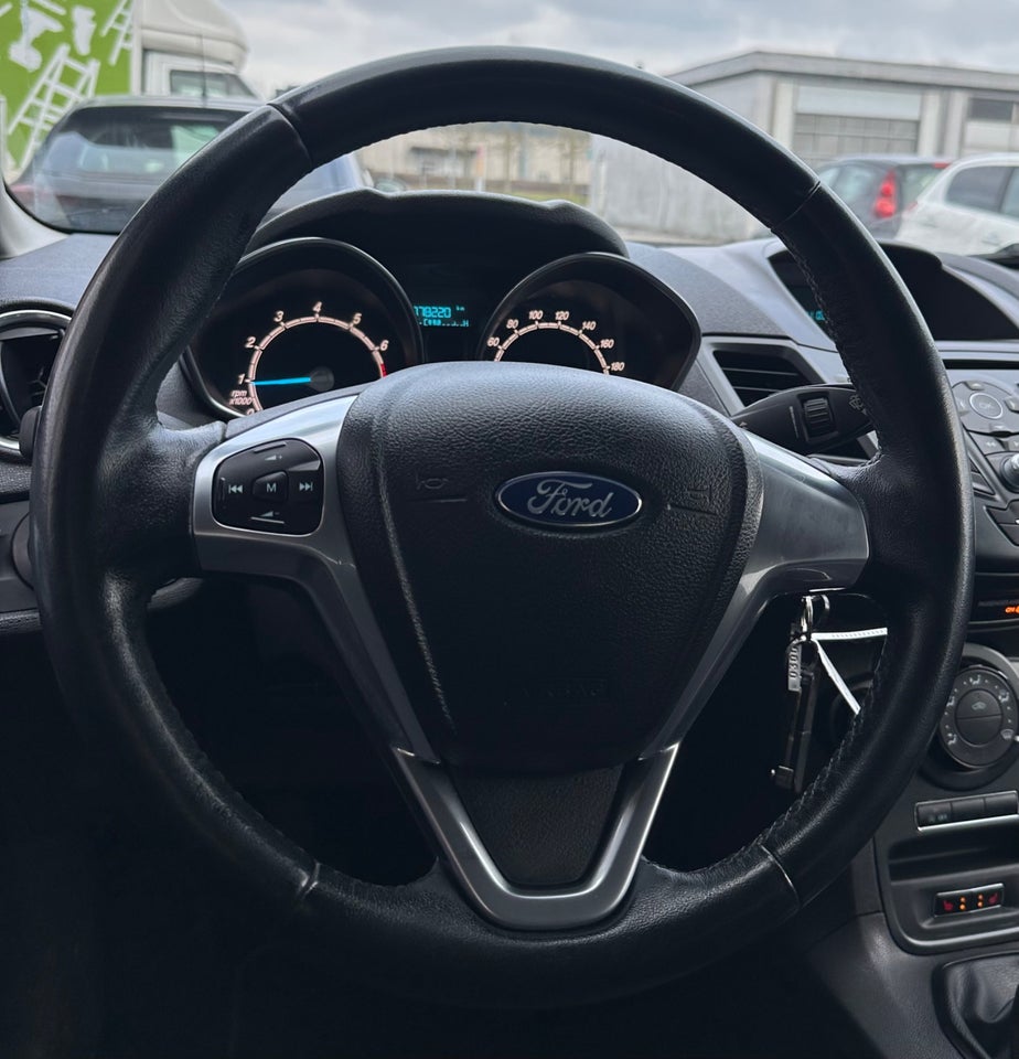 Ford Fiesta 1,0 65 Titanium 5d