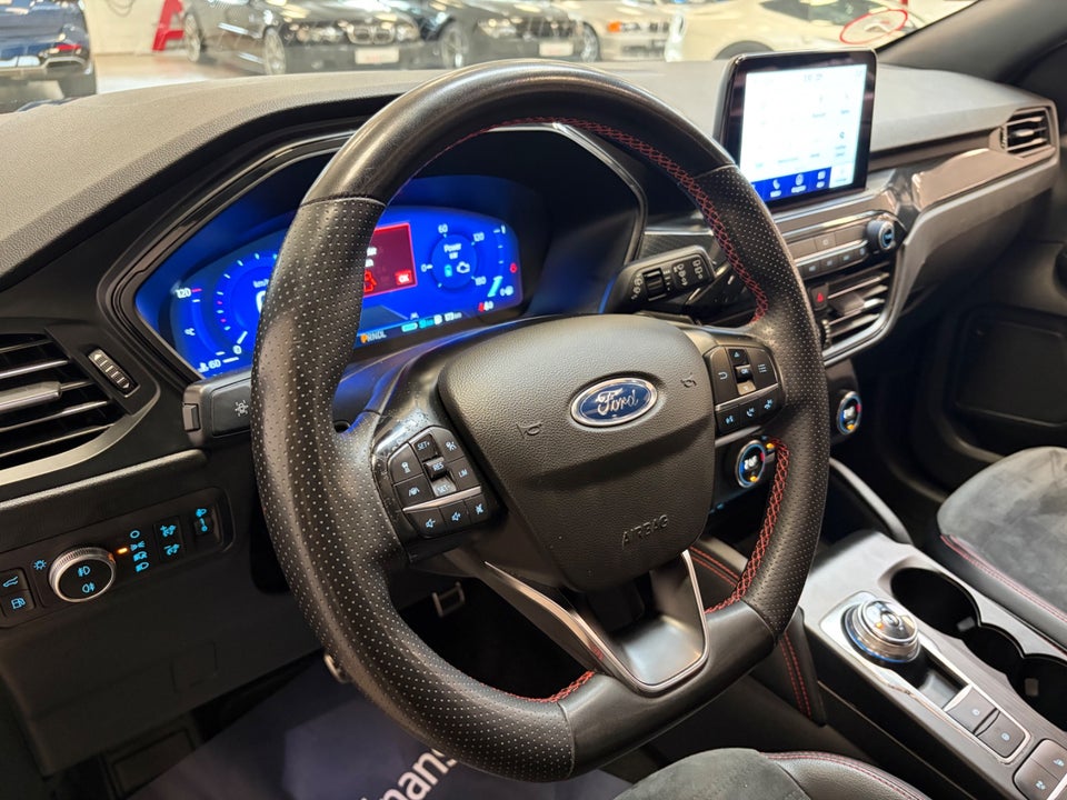 Ford Kuga 2,5 PHEV ST-Line X CVT 5d