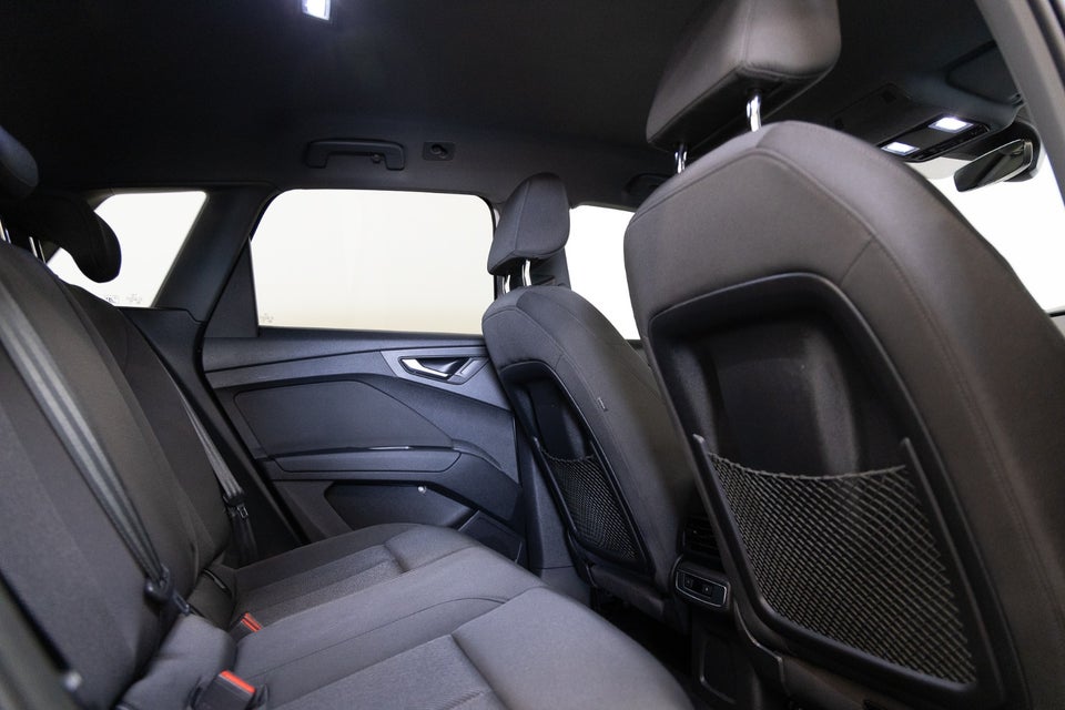 Audi Q4 e-tron 40 S-line 5d