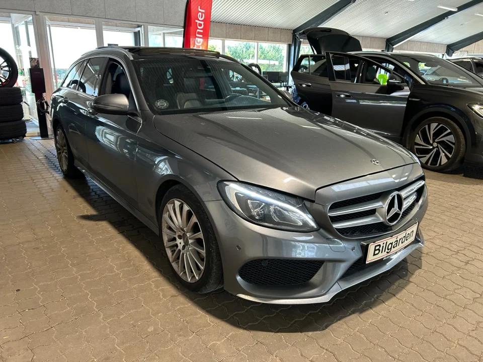 Mercedes C220 d 2,2 AMG Line stc. aut. 5d