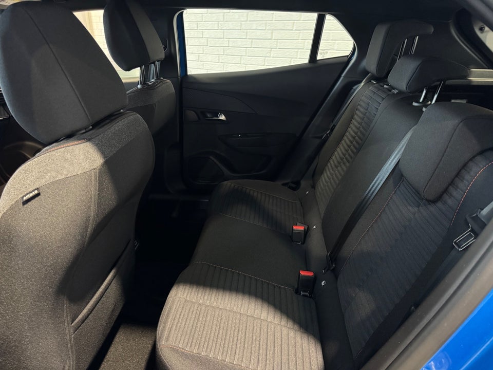 Peugeot e-2008 50 Active Pack 5d