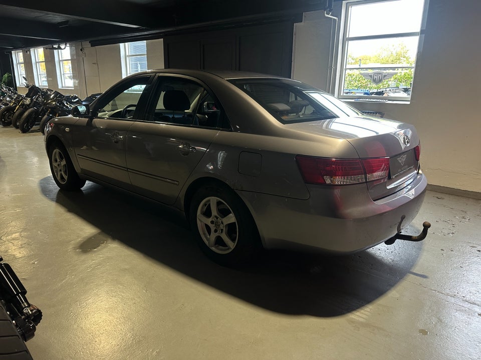 Hyundai Sonata 2,4 GLS 4d