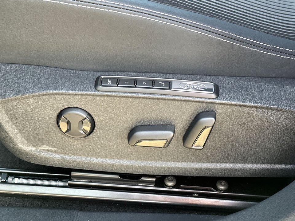 Ford Capri 52 Style Standard Range 5d