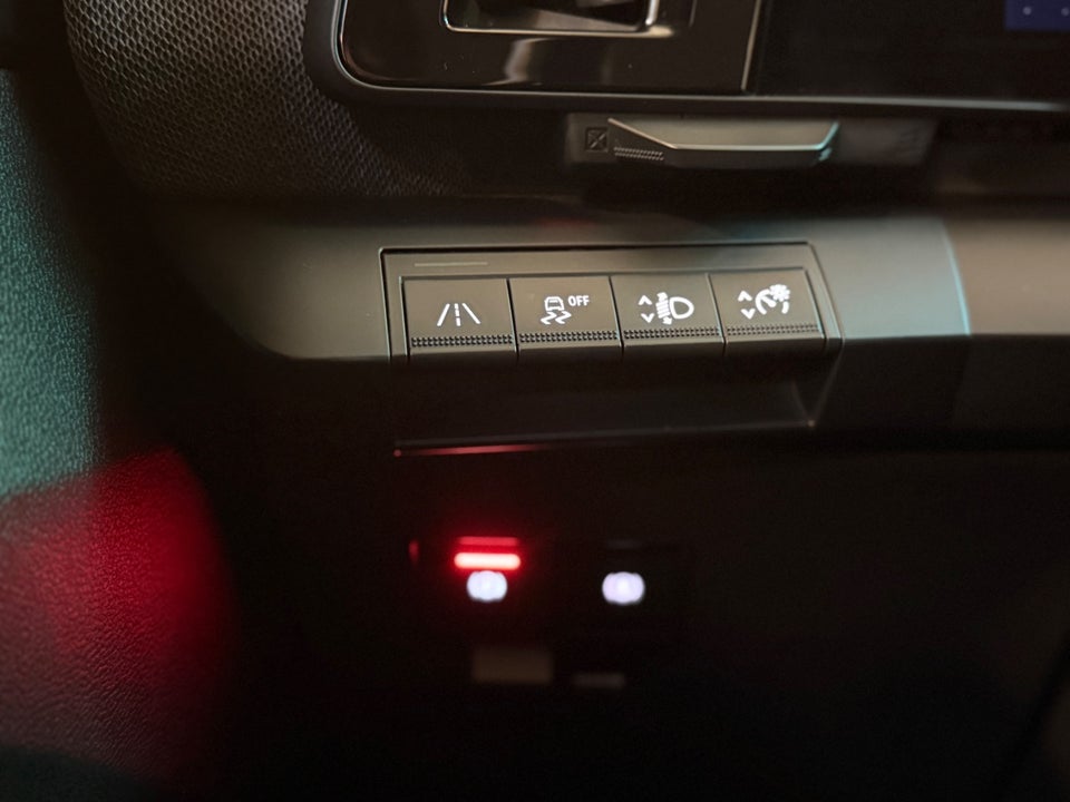 Renault Megane E-Tech 40 Equilibre 5d