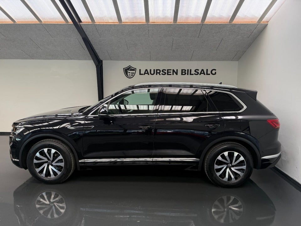 VW Touareg 3,0 TDi 286 Elegance aut. 4Motion Van 5d