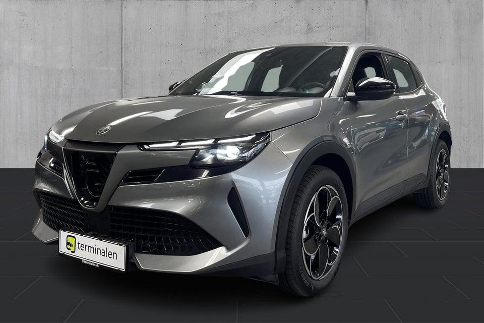 Alfa Romeo Junior Elettrica Speciale 5d