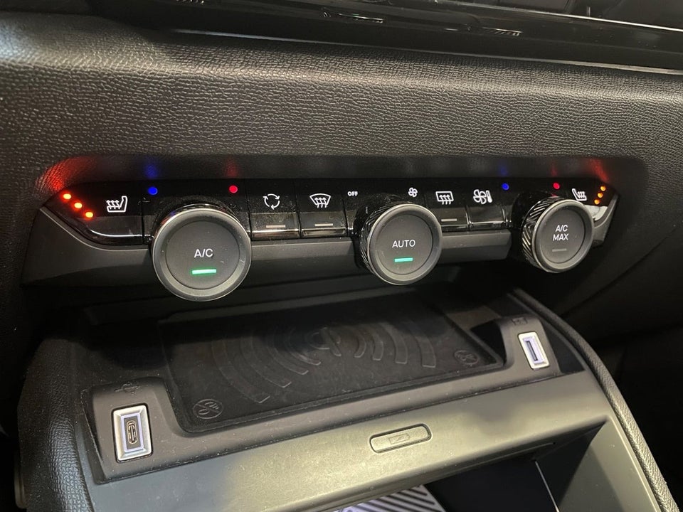 Citroën ë-C4 X 50 Palais Sky 4d