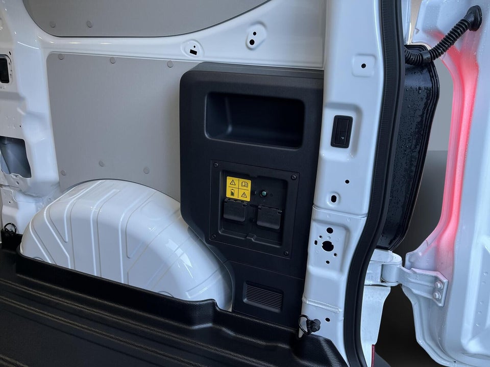 Ford E-Transit Custom 320S 64 Trend