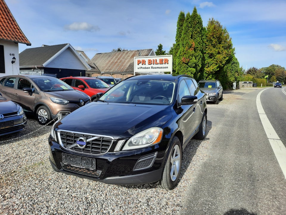 Volvo XC60 2,0 D4 163 Momentum 5d