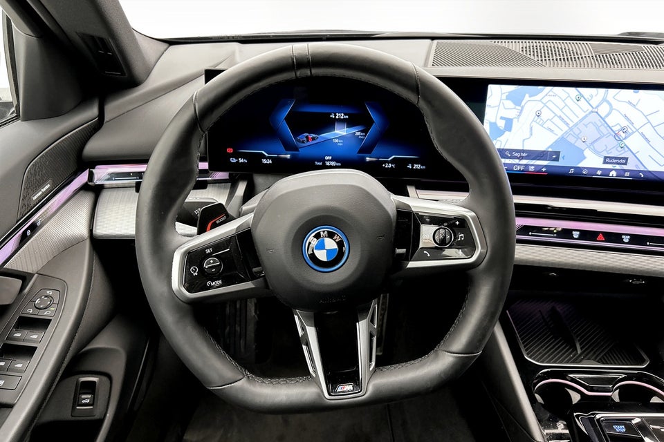 BMW i5 eDrive40 M-Sport 4d