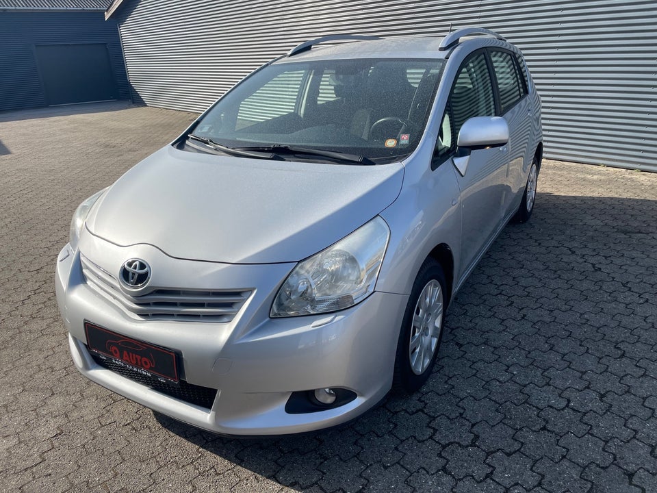 Toyota Sportsvan 2,0 D-4D T2 5d