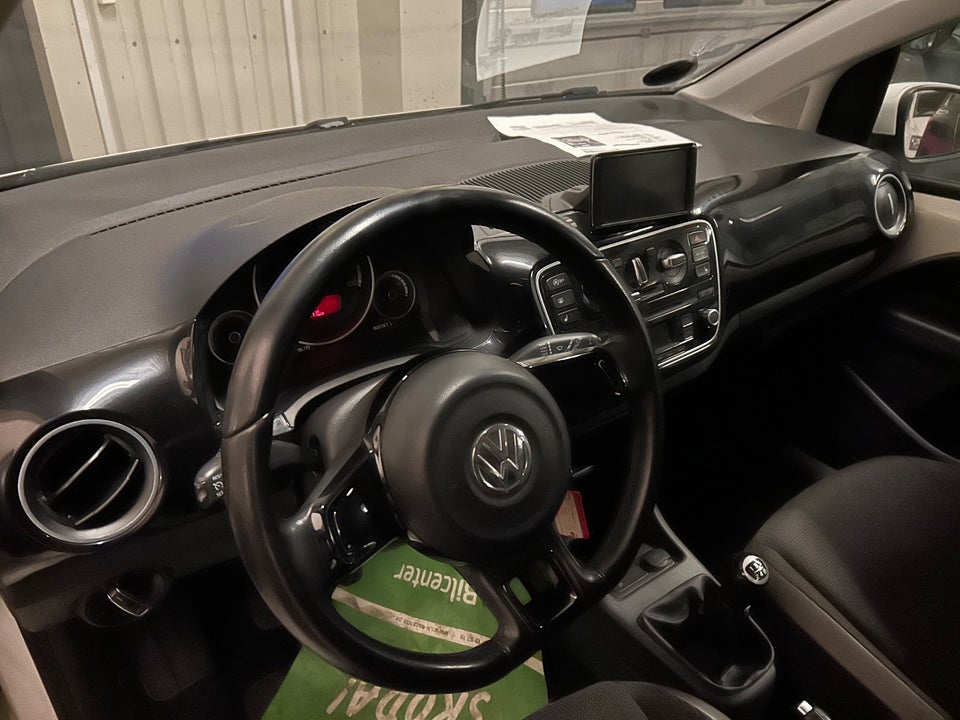 VW Up! 1,0 75 High Up! BMT 5d