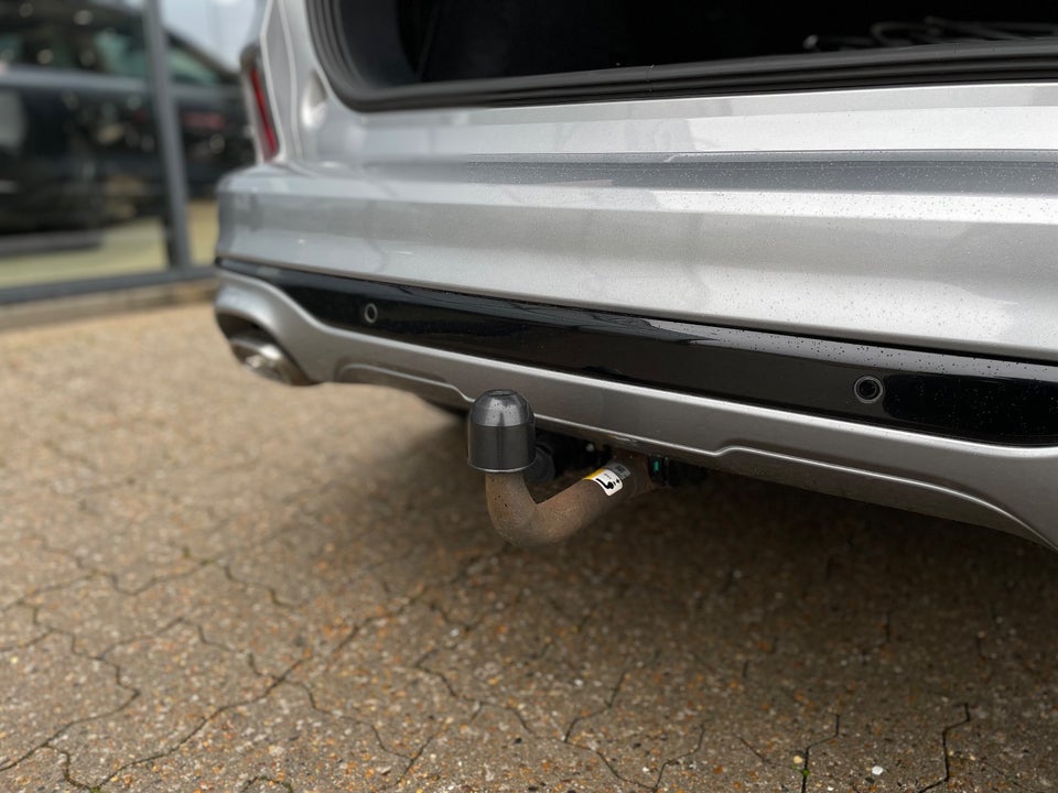 Ford Kuga 2,5 PHEV ST-Line X CVT 5d