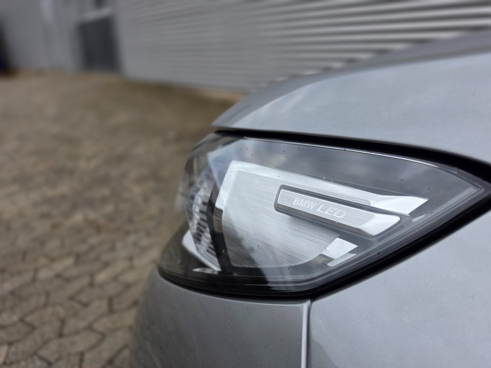 BMW iX1 eDrive20 X-Line 5d