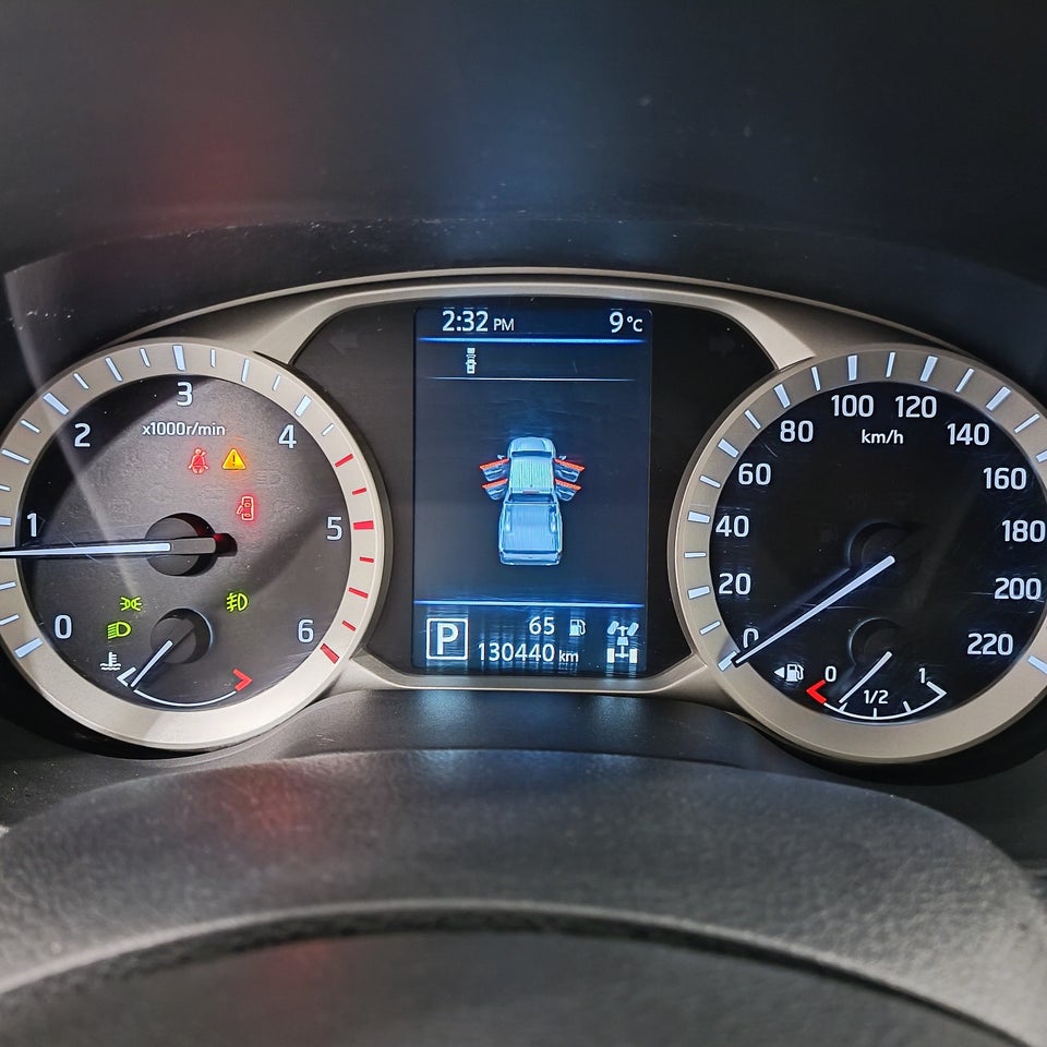Nissan Navara 2,3 dCi 190 Db.Kab Tekna aut. 4d