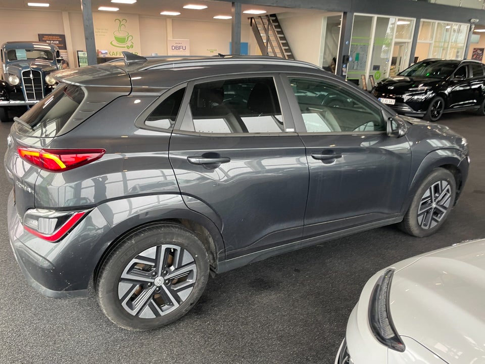 Hyundai Kona 64 EV Trend 5d