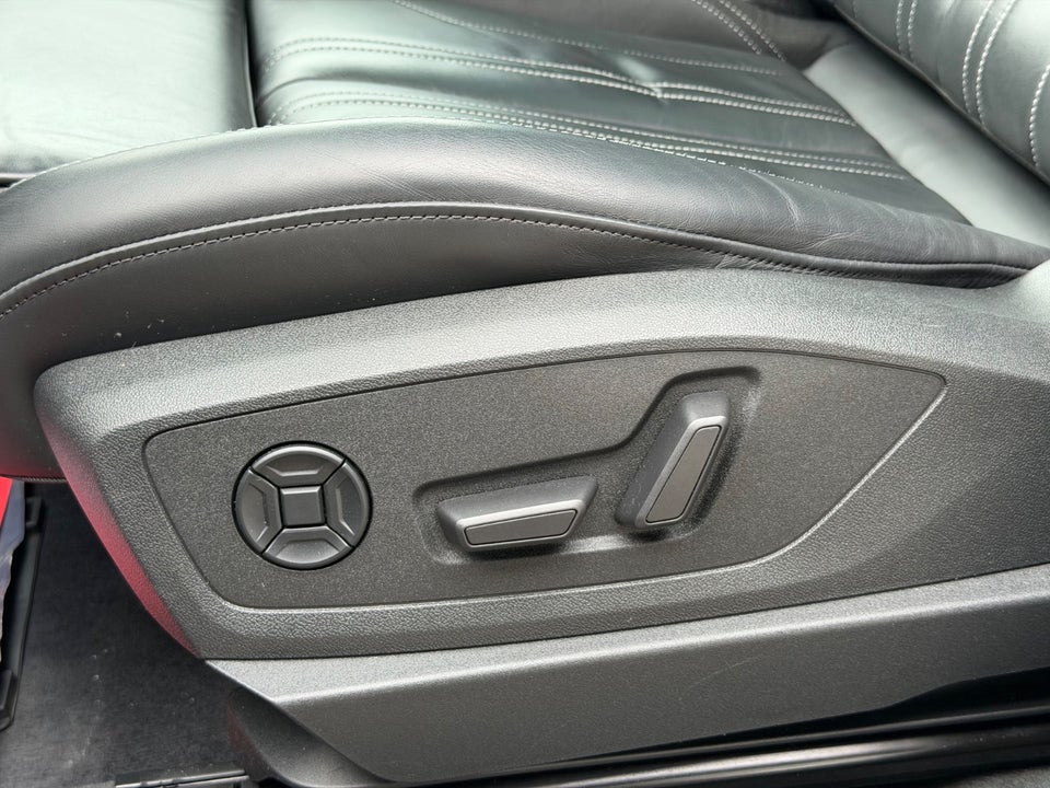 Audi Q8 e-tron 55 S-line Sportback quattro 5d