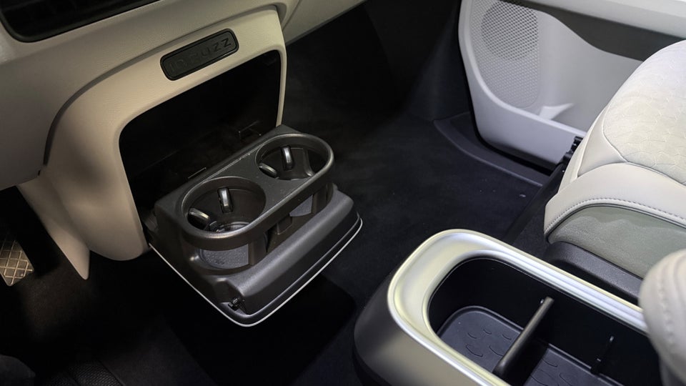 VW ID.Buzz 77 Pro SWB 5d