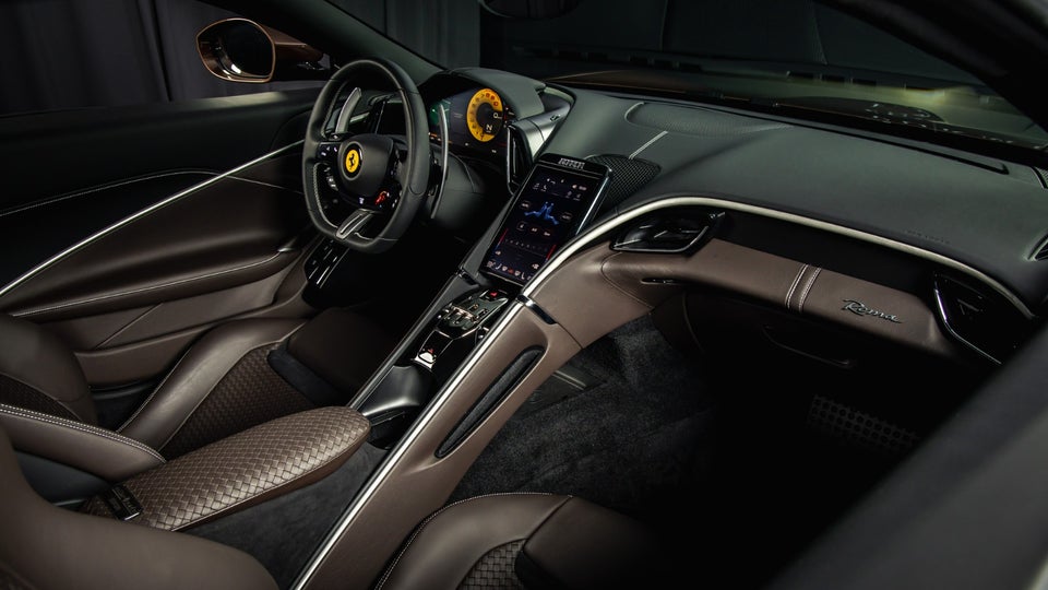 Ferrari Roma 3,9 DCT 2d