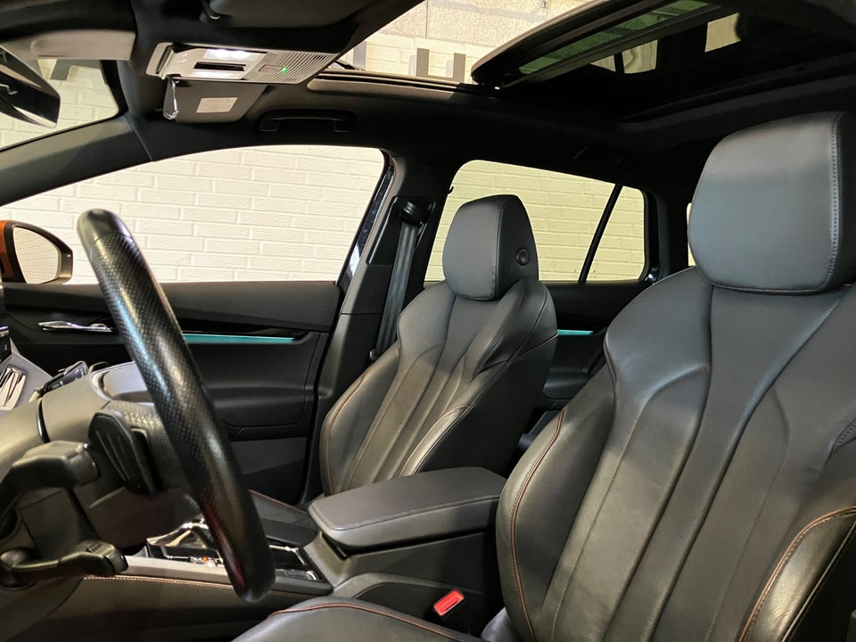 Skoda Enyaq 60 iV Founders Edition 5d