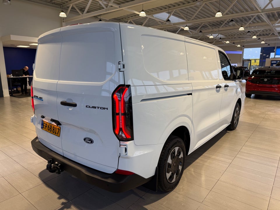 Ford E-Transit Custom 320S 64 Trend