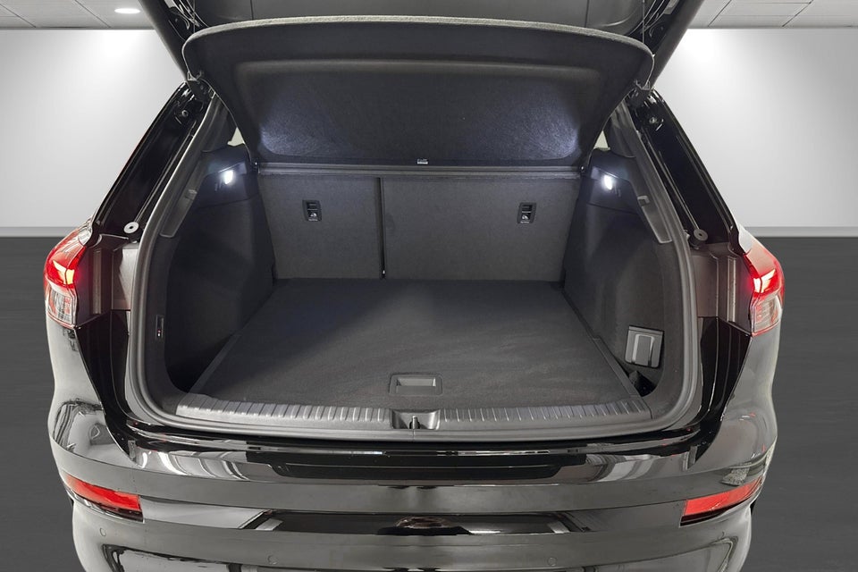 Audi Q4 e-tron performance 5d