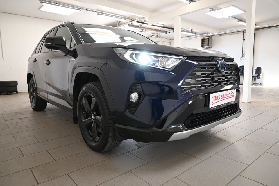 Toyota RAV4 2,5 Hybrid H3 Style MDS 5d