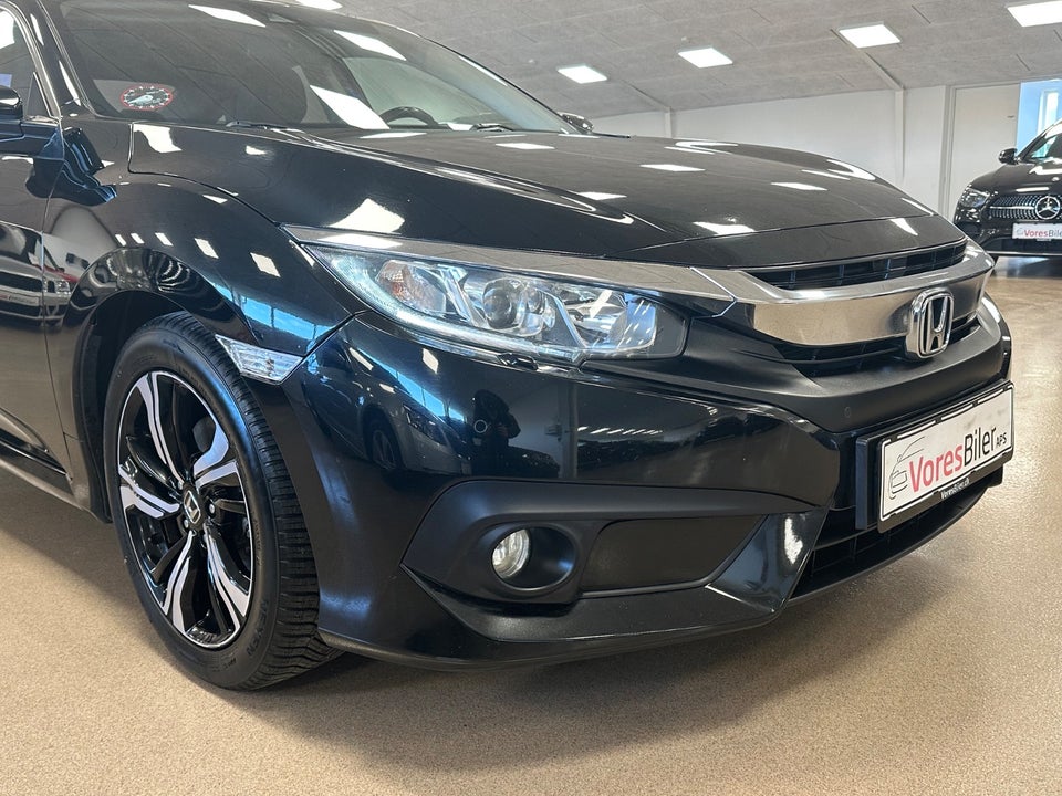 Honda Civic 1,6 i-DTEC Elegance 4d