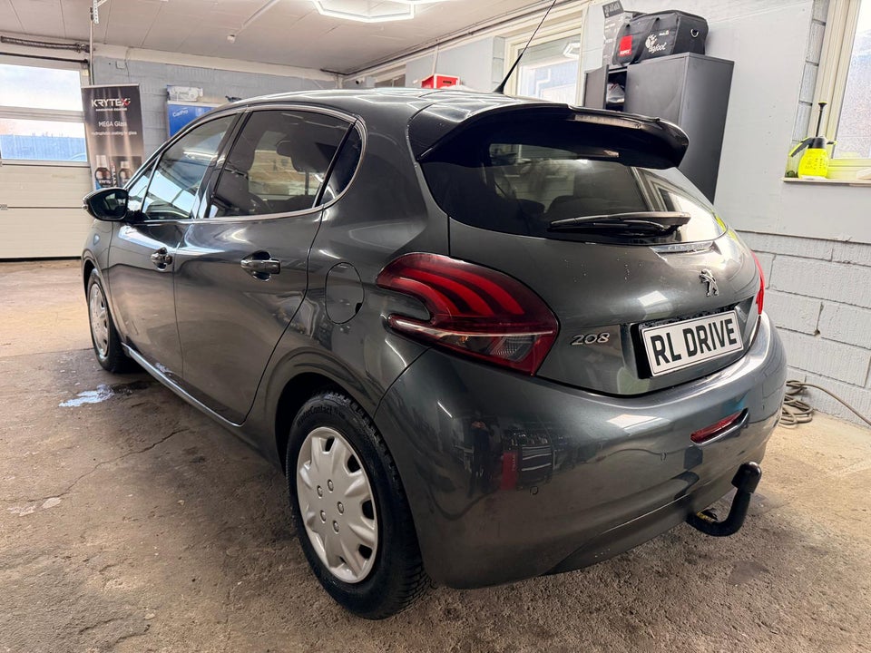 Peugeot 208 1,6 BlueHDi 100 Desire Sky 5d