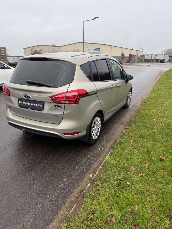 Ford B-MAX 1,0 SCTi 100 Titanium 5d