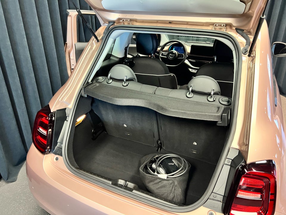 Fiat 500e 42 Icon 3+1 4d