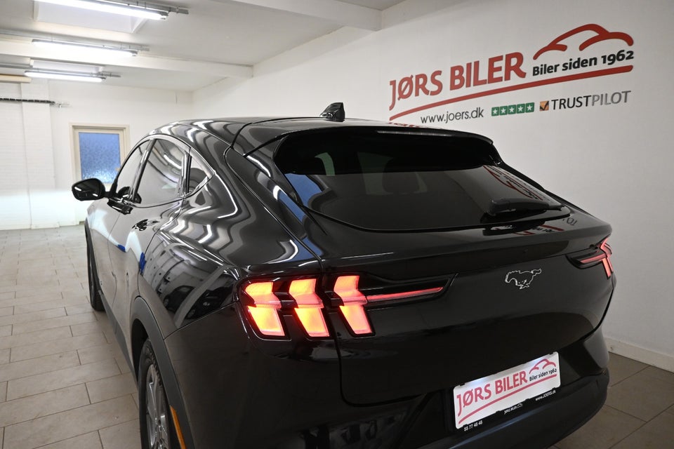 Ford Mustang Mach-E 70 Standard Range 5d