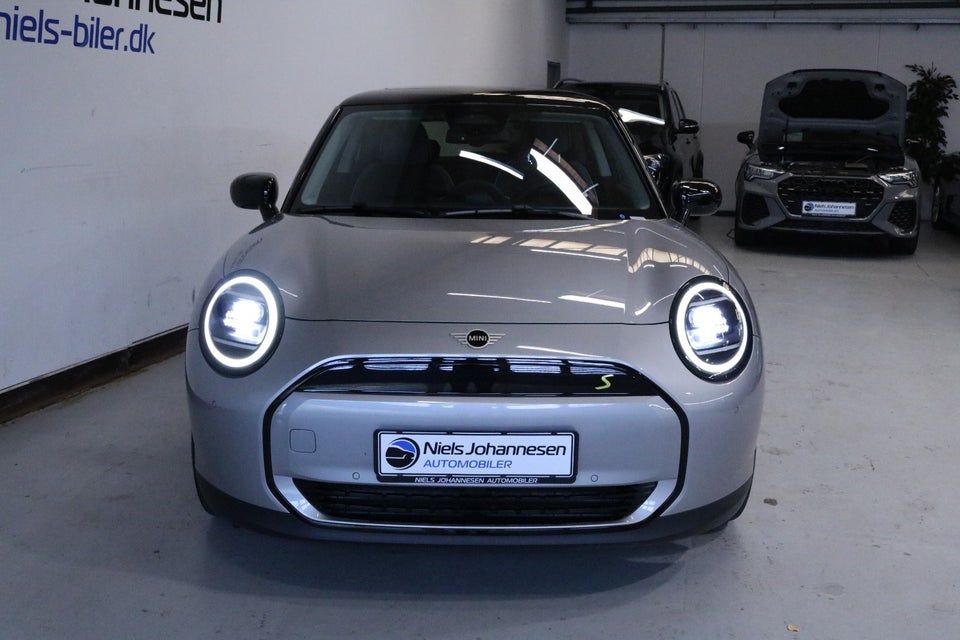 MINI Cooper SE Classic Trim M 3d