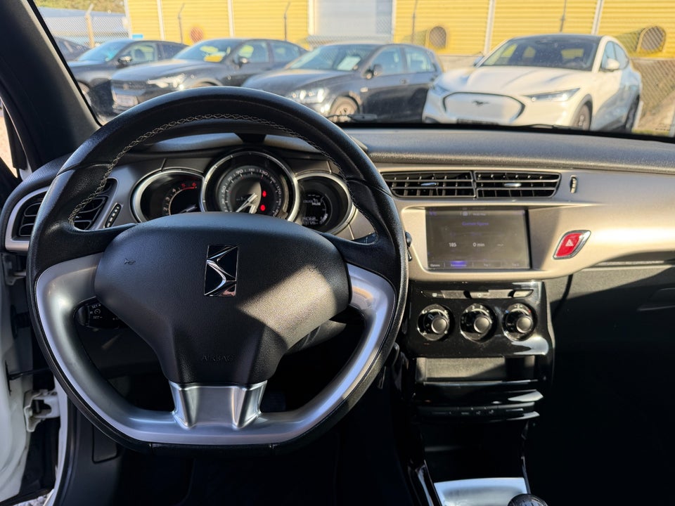 DS DS 3 1,6 BlueHDi 100 Style 3d