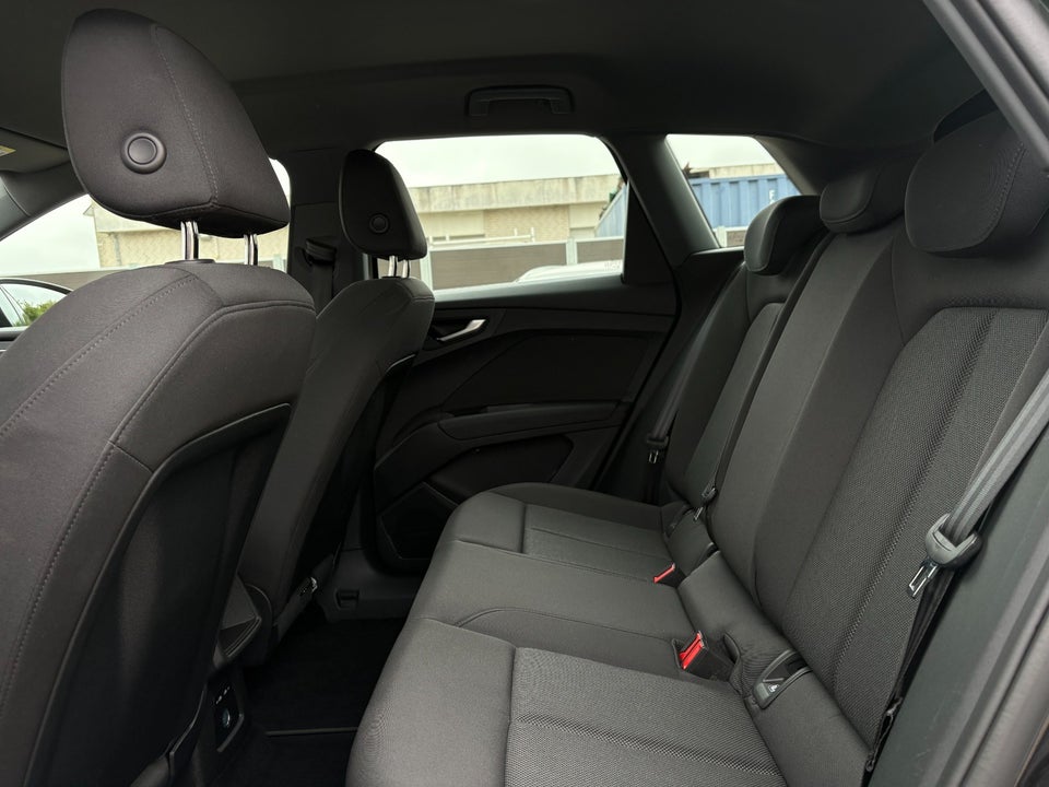 Audi Q4 e-tron 40 Attitude 5d