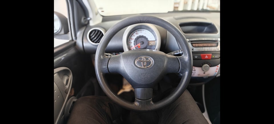 Toyota Aygo 1,0 Plus 5d