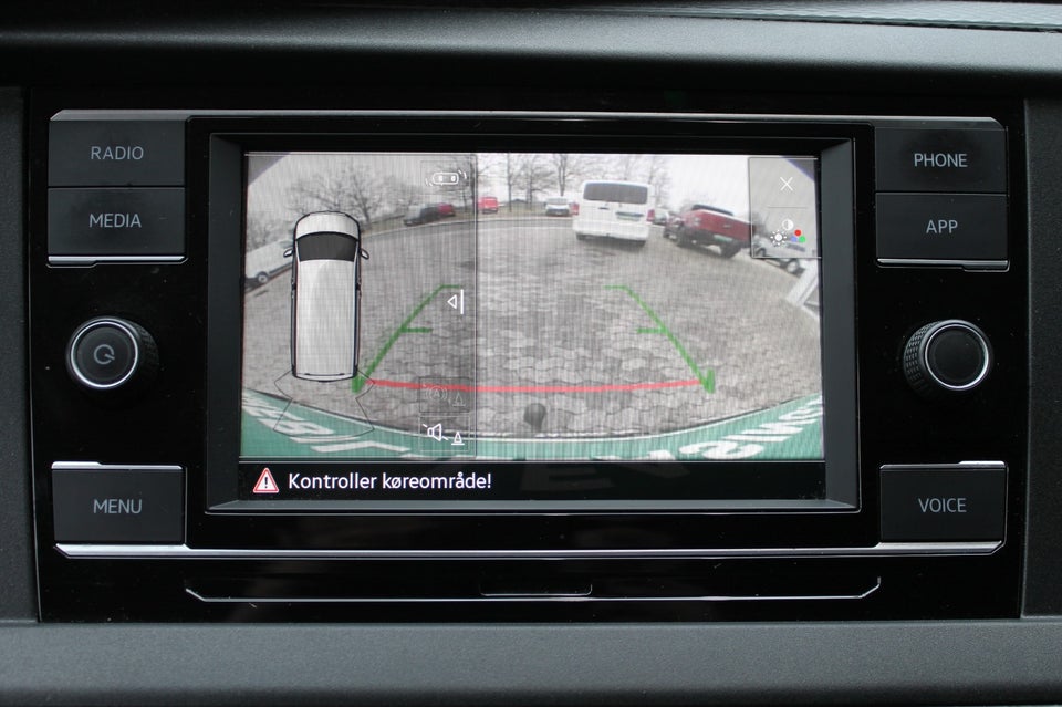 VW Transporter 2,0 TDi 150 Kassevogn DSG kort