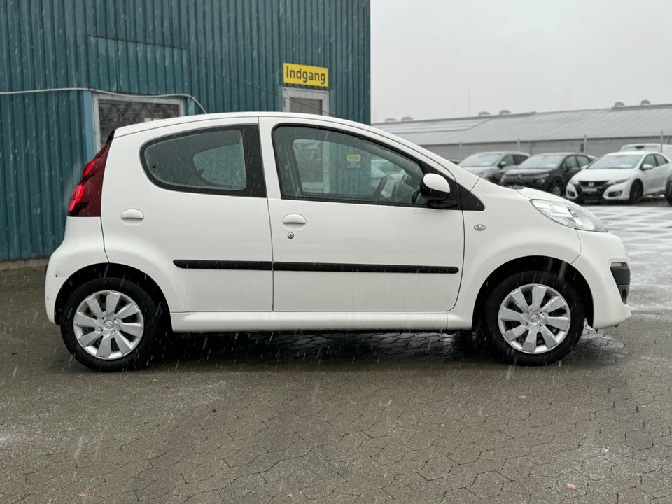 Peugeot 107 1,0  5d