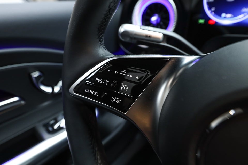 Mercedes CLA350 EQ Progressive Premium 4Matic 4d