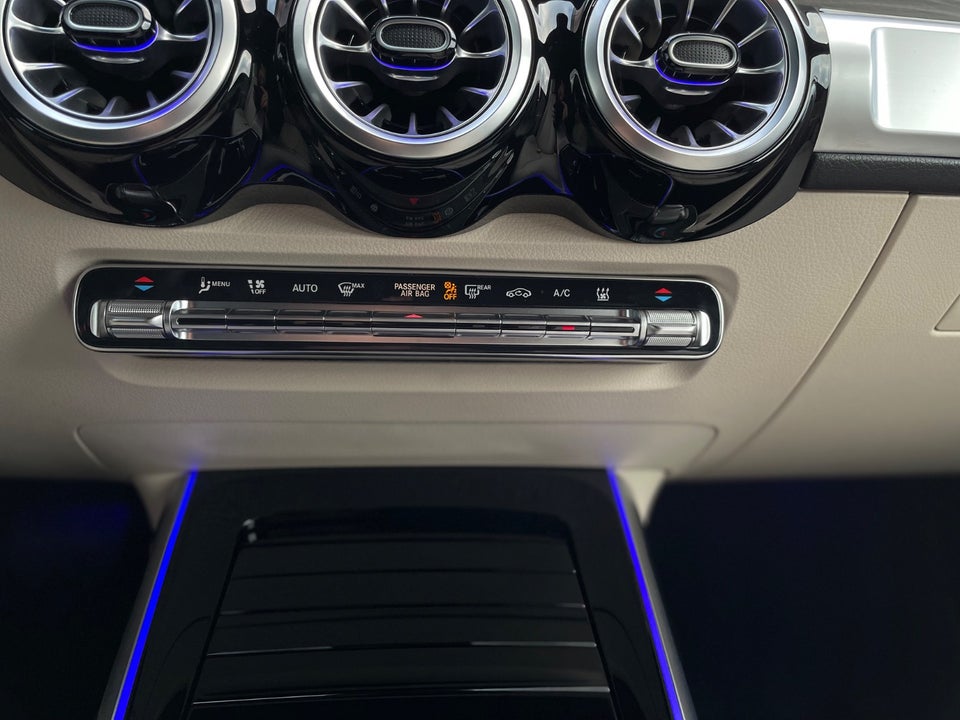 Mercedes EQB250+ Progressive 5d