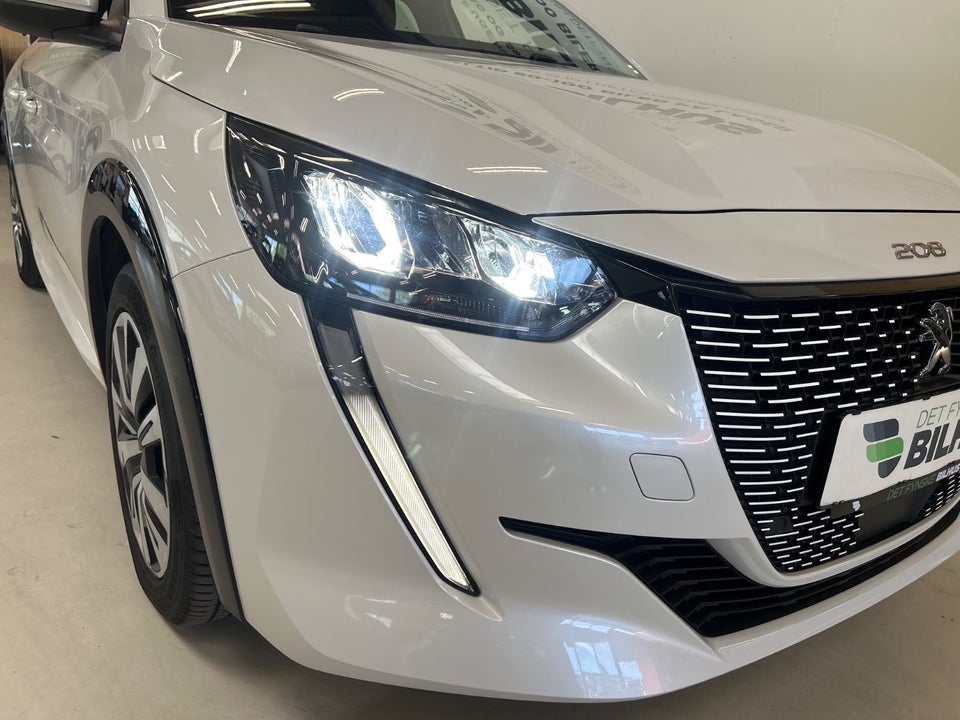 Peugeot e-208 50 Active Van 5d