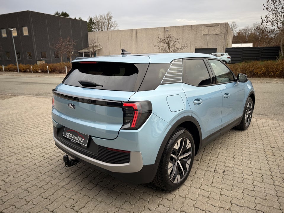 Ford Explorer 82 Premium Extended Range 5d