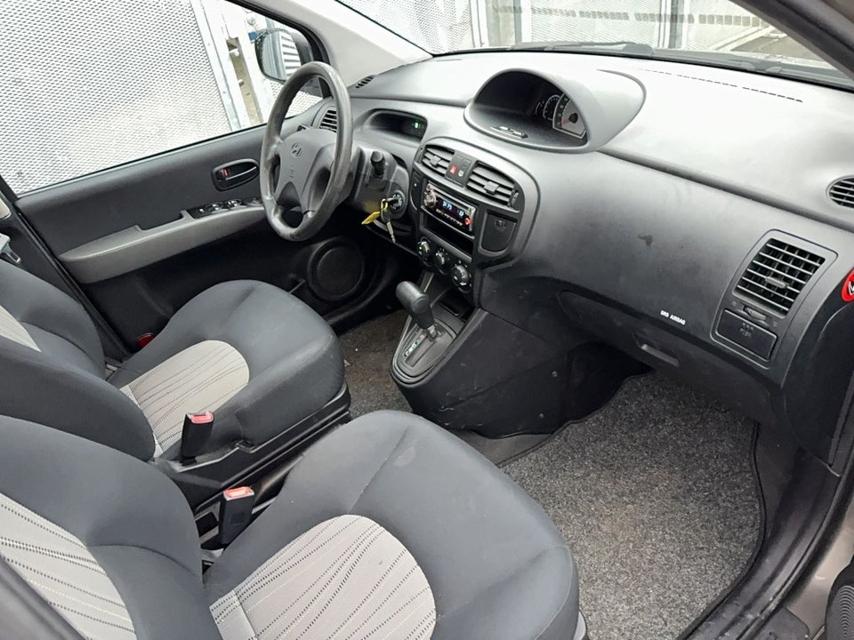 Hyundai Matrix 1,6 GL aut. 5d