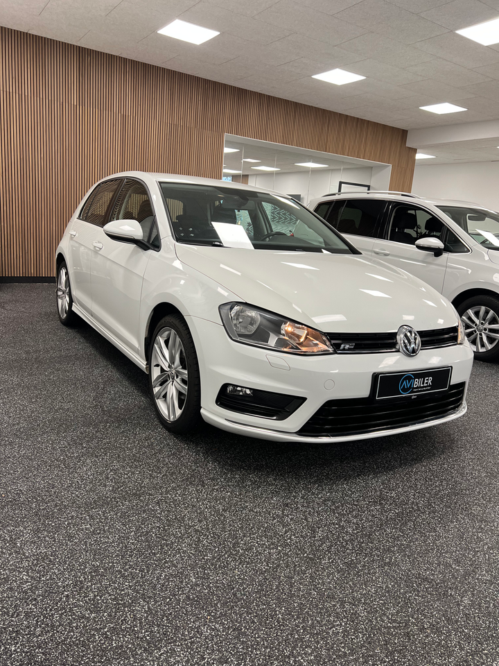 VW Golf VII 1,4 TSi 140 R-line DSG BMT 5d