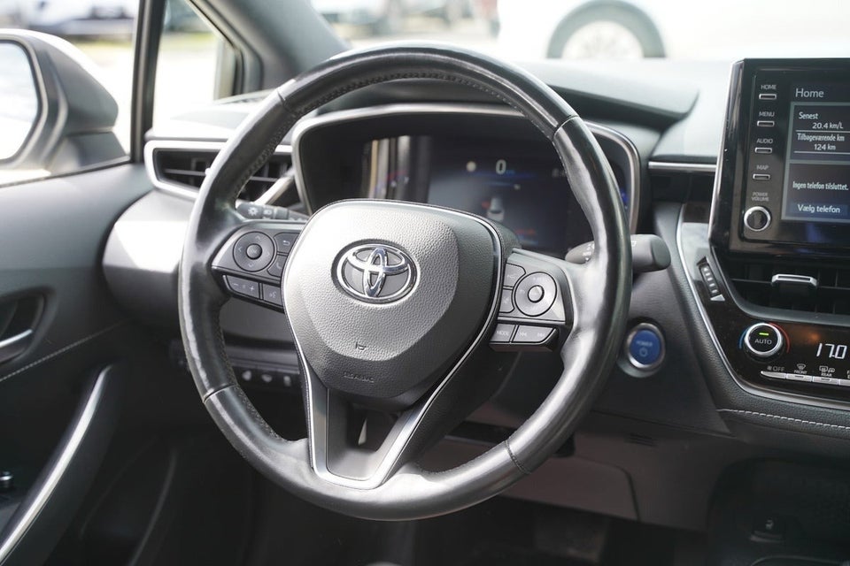 Toyota Corolla 1,8 Hybrid Premium Smart Design MDS 5d