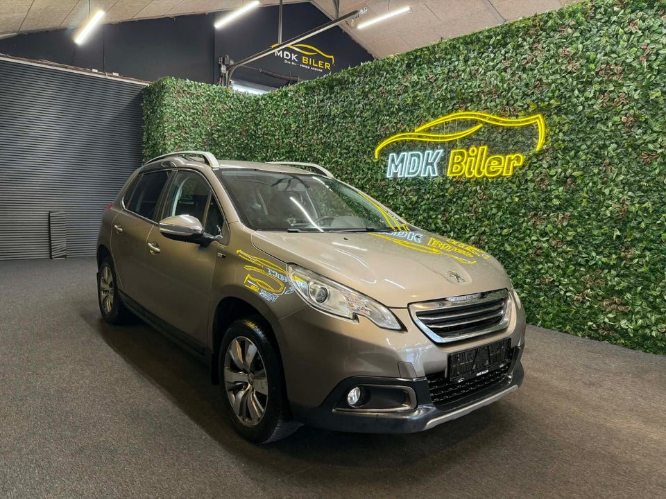 Peugeot 2008 1,2 e-THP 110 Style 5d