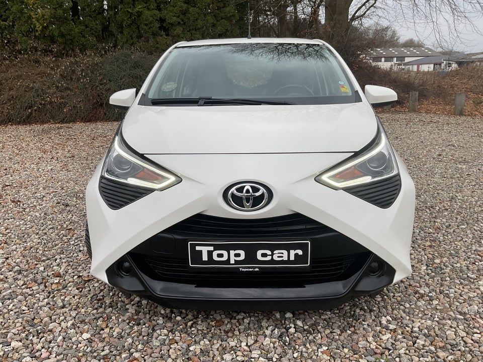 Toyota Aygo 1,0 VVT-i x-plore 5d